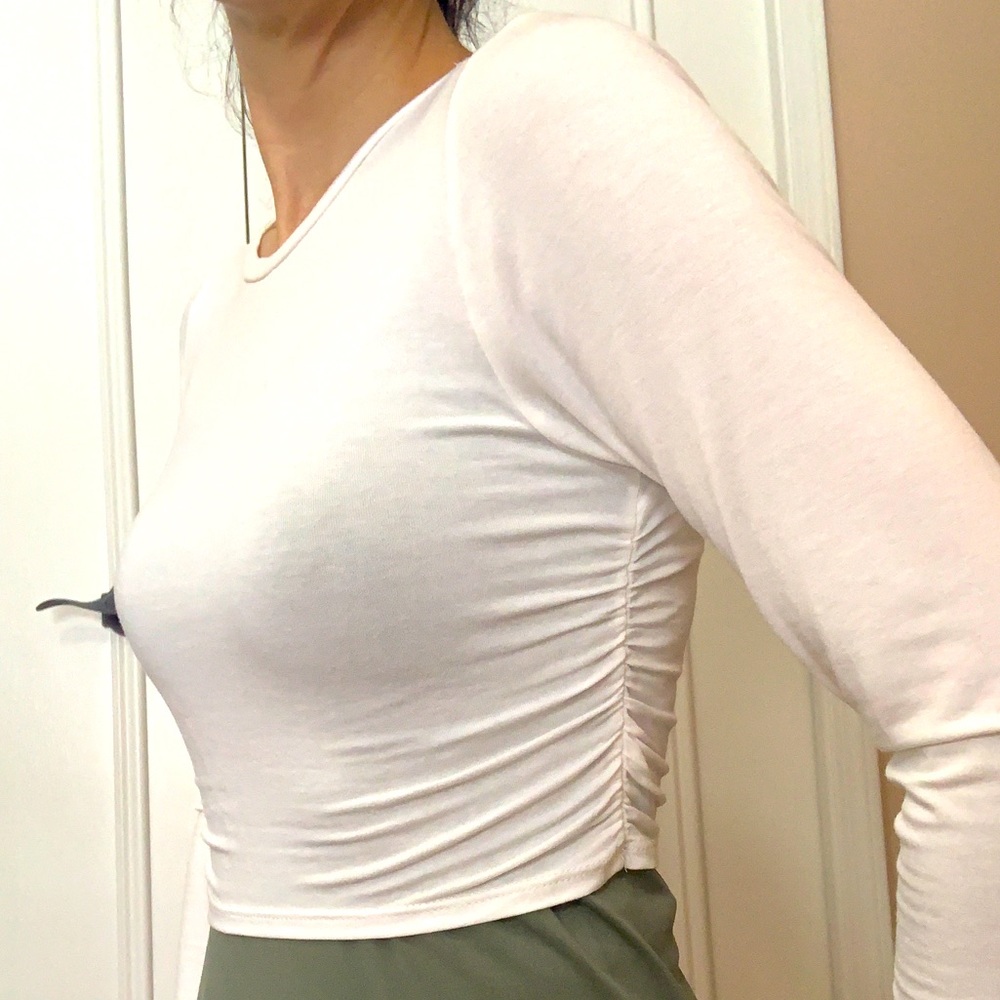 White Ruched Long-Sleeved Shrug / Crop Top